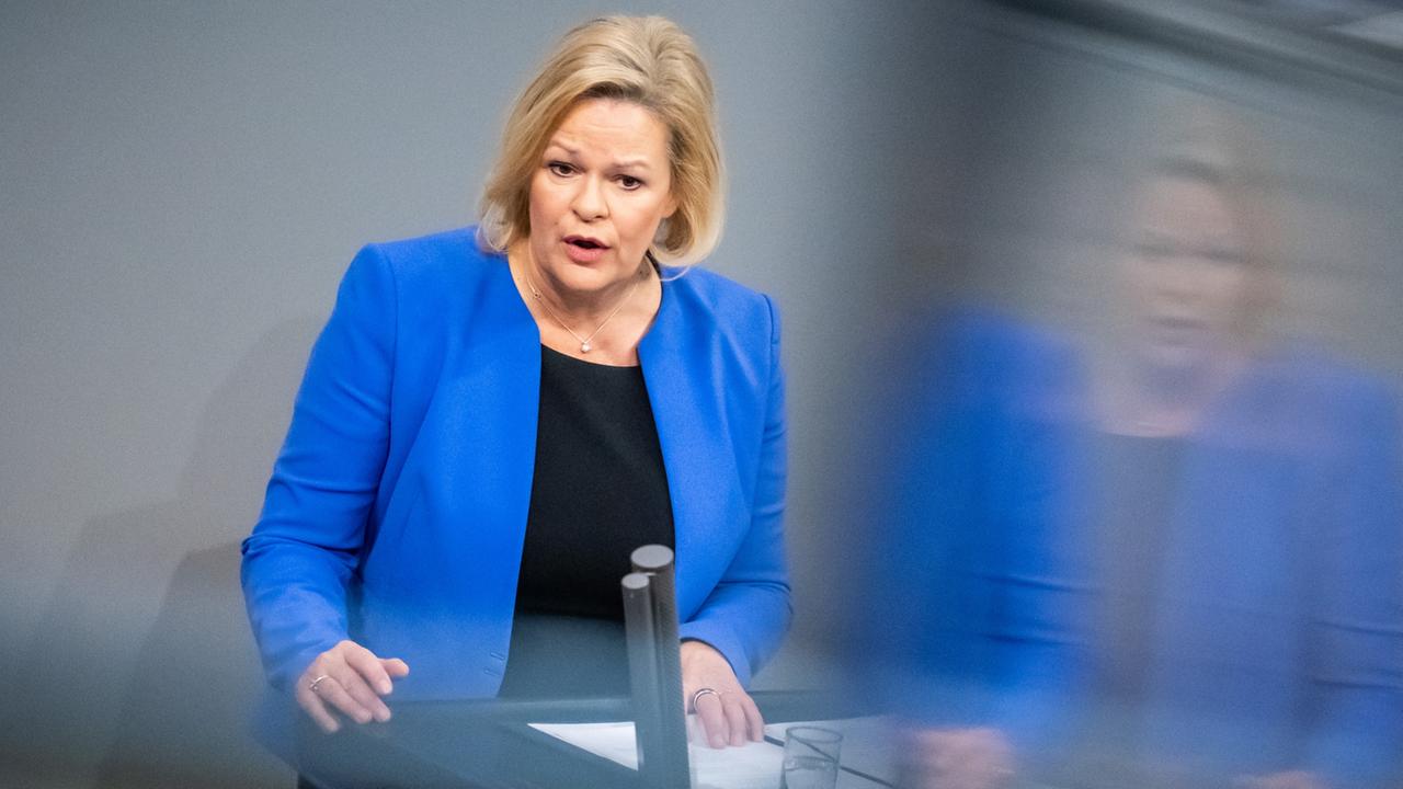 Faeser will rechtsextreme Finanzströme ausleuchten